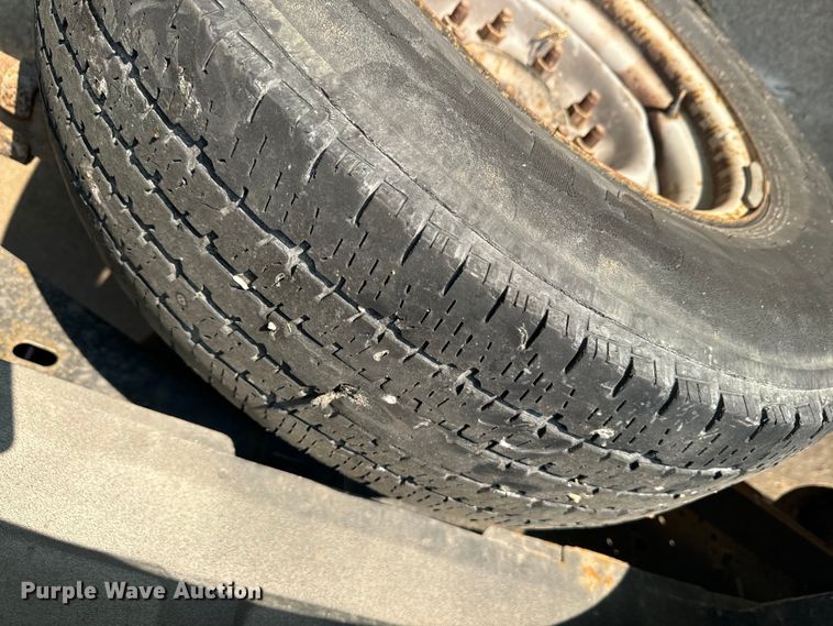 image for item EH7017 2011 Ford E250 utility van