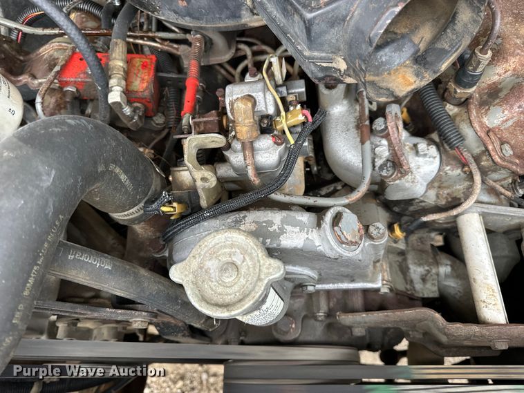 image for item EH7024 1985 Ford F350 pickup truck cab and chassis