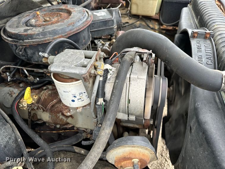 image for item EH7024 1985 Ford F350 pickup truck cab and chassis