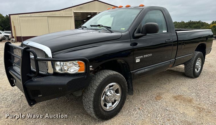 image for item EH7026 2003 Dodge Ram 2500 SLT pickup truck