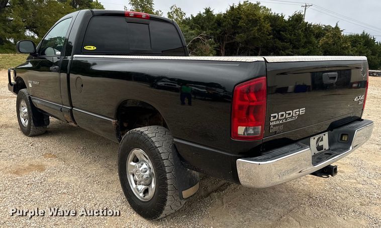 image for item EH7026 2003 Dodge Ram 2500 SLT pickup truck