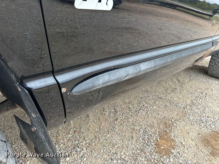 image for item EH7026 2003 Dodge Ram 2500 SLT pickup truck