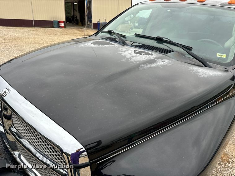 image for item EH7026 2003 Dodge Ram 2500 SLT pickup truck