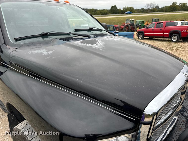 image for item EH7026 2003 Dodge Ram 2500 SLT pickup truck