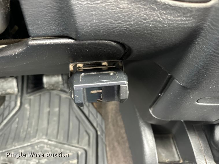 image for item EH7026 2003 Dodge Ram 2500 SLT pickup truck