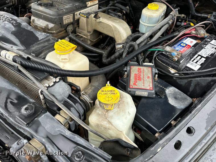 image for item EH7026 2003 Dodge Ram 2500 SLT pickup truck