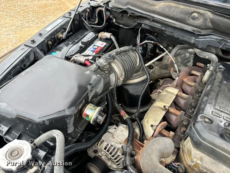 image for item EH7026 2003 Dodge Ram 2500 SLT pickup truck