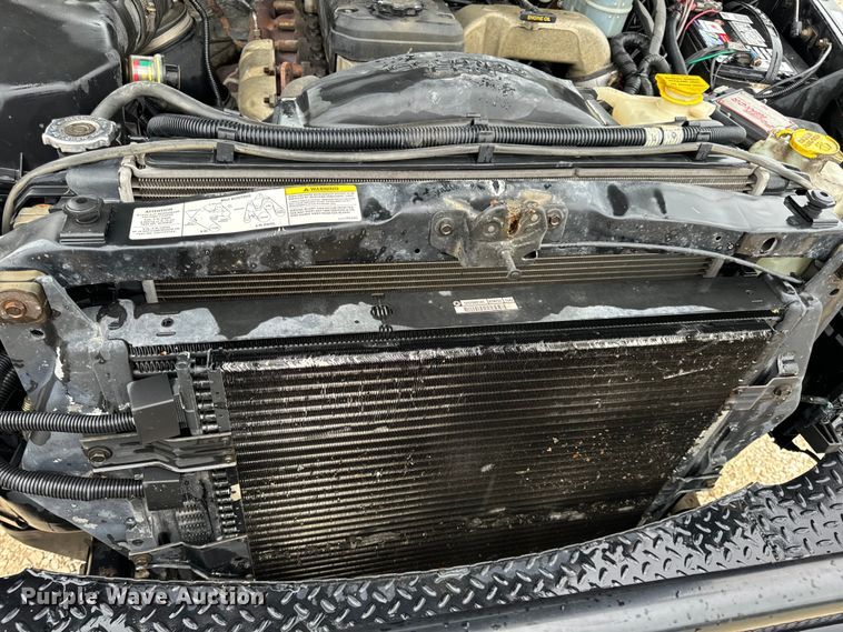 image for item EH7026 2003 Dodge Ram 2500 SLT pickup truck