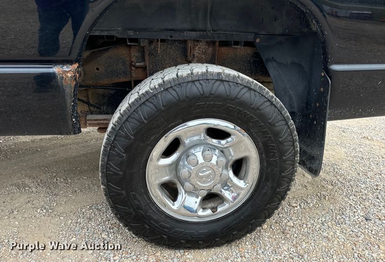 image for item EH7026 2003 Dodge Ram 2500 SLT pickup truck