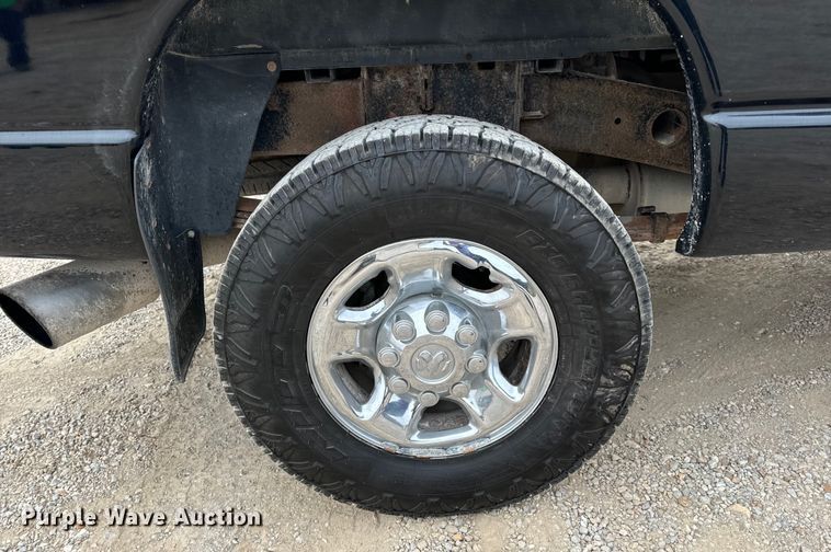 image for item EH7026 2003 Dodge Ram 2500 SLT pickup truck