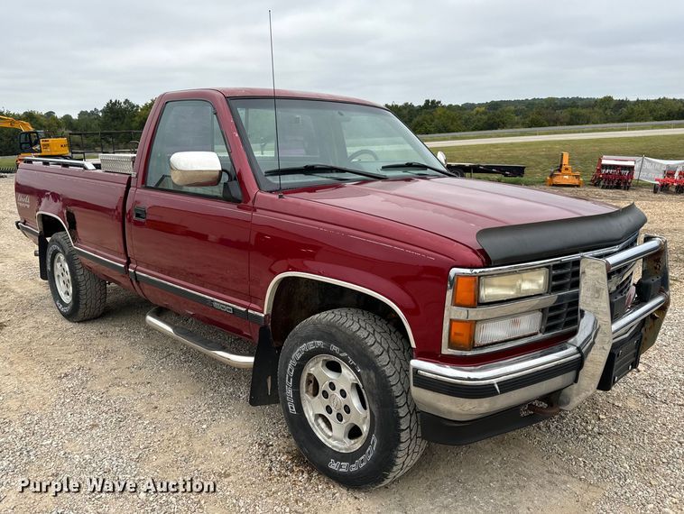 image for item EH7027 1990 Chevrolet  K1500 pickup truck