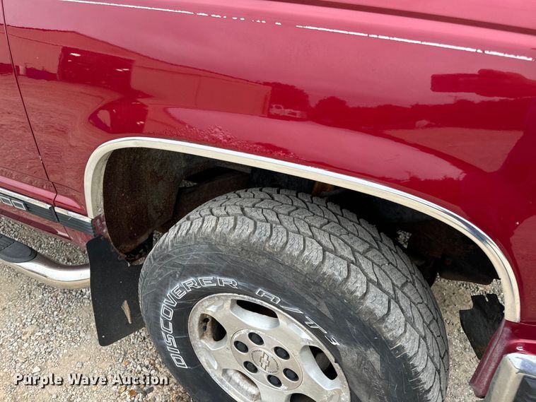 image for item EH7027 1990 Chevrolet  K1500 pickup truck