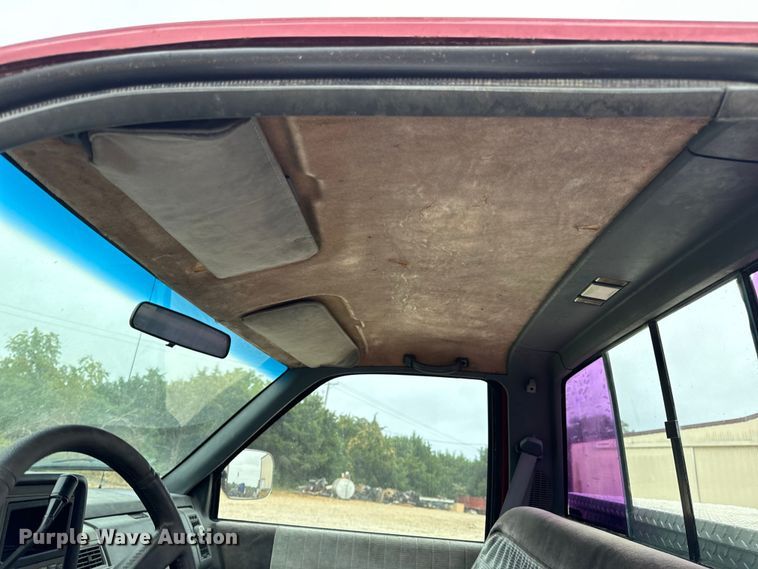 image for item EH7027 1990 Chevrolet  K1500 pickup truck