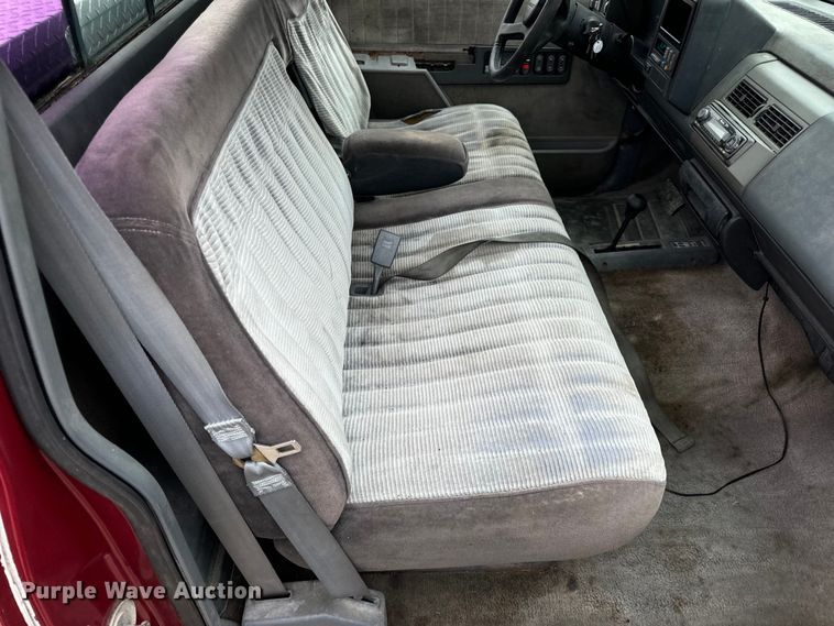 image for item EH7027 1990 Chevrolet  K1500 pickup truck