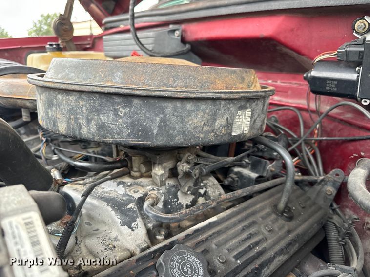 image for item EH7027 1990 Chevrolet  K1500 pickup truck