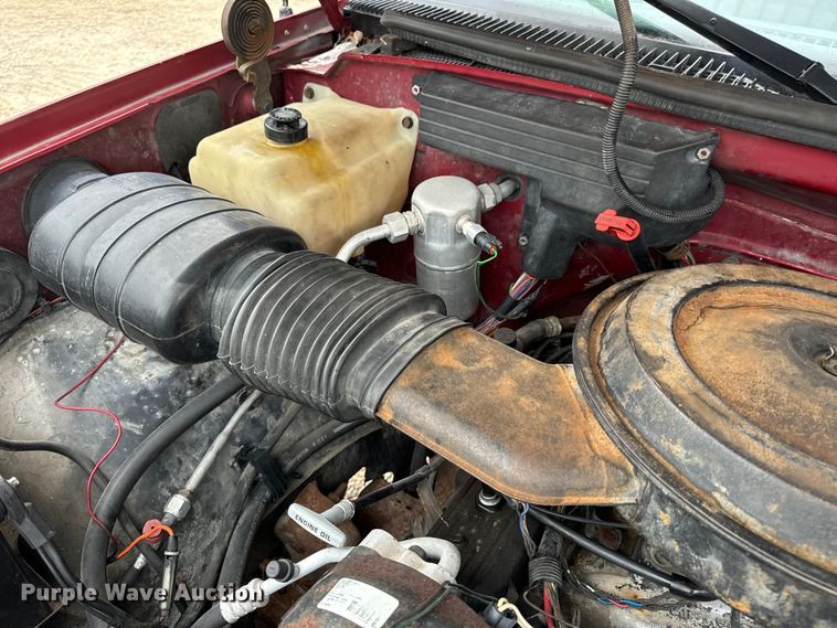 image for item EH7027 1990 Chevrolet  K1500 pickup truck