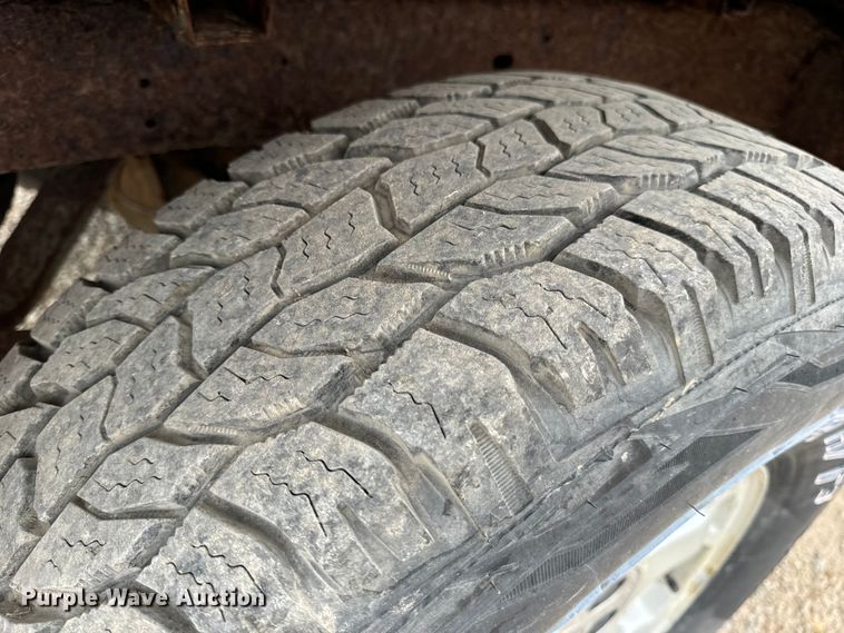 image for item EH7027 1990 Chevrolet  K1500 pickup truck