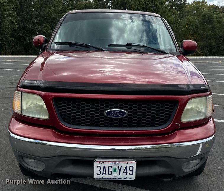 image for item EH7035 2003 Ford F150 Lariat SuperCab pickup truck