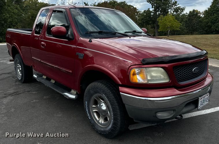 image for item EH7035 2003 Ford F150 Lariat SuperCab pickup truck