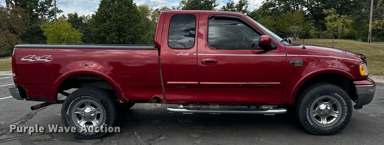 image for item EH7035 2003 Ford F150 Lariat SuperCab pickup truck