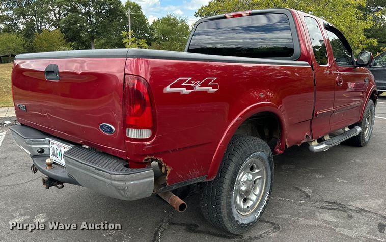 image for item EH7035 2003 Ford F150 Lariat SuperCab pickup truck