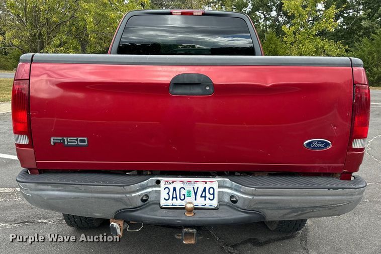 image for item EH7035 2003 Ford F150 Lariat SuperCab pickup truck