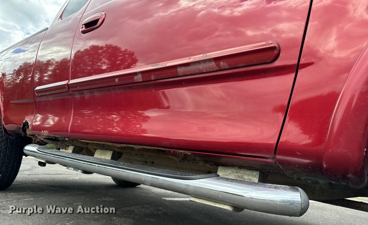 image for item EH7035 2003 Ford F150 Lariat SuperCab pickup truck