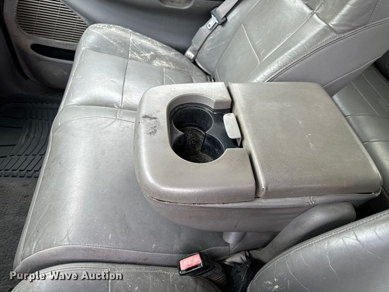 image for item EH7035 2003 Ford F150 Lariat SuperCab pickup truck