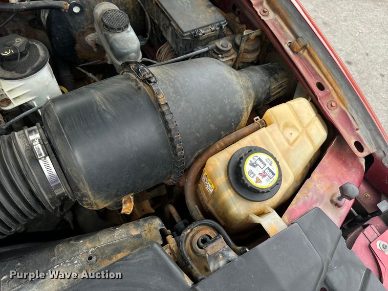 image for item EH7035 2003 Ford F150 Lariat SuperCab pickup truck