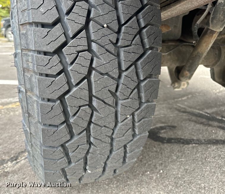 image for item EH7035 2003 Ford F150 Lariat SuperCab pickup truck