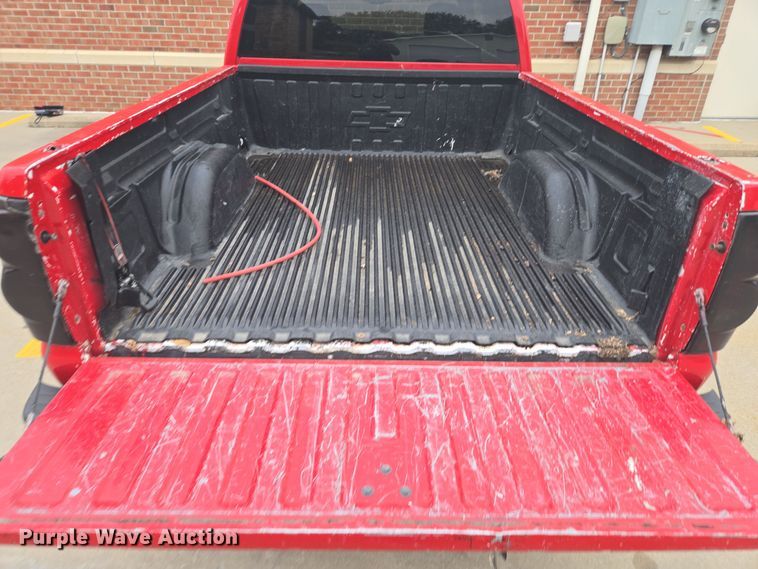 image for item EI4043 2005 Chevrolet  Silverado 1500 Ext. Cab pickup truck