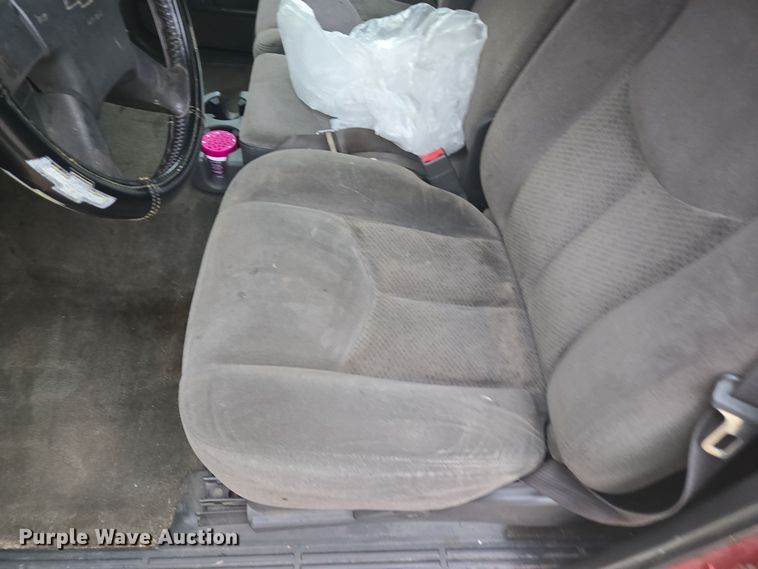 image for item EI4043 2005 Chevrolet  Silverado 1500 Ext. Cab pickup truck