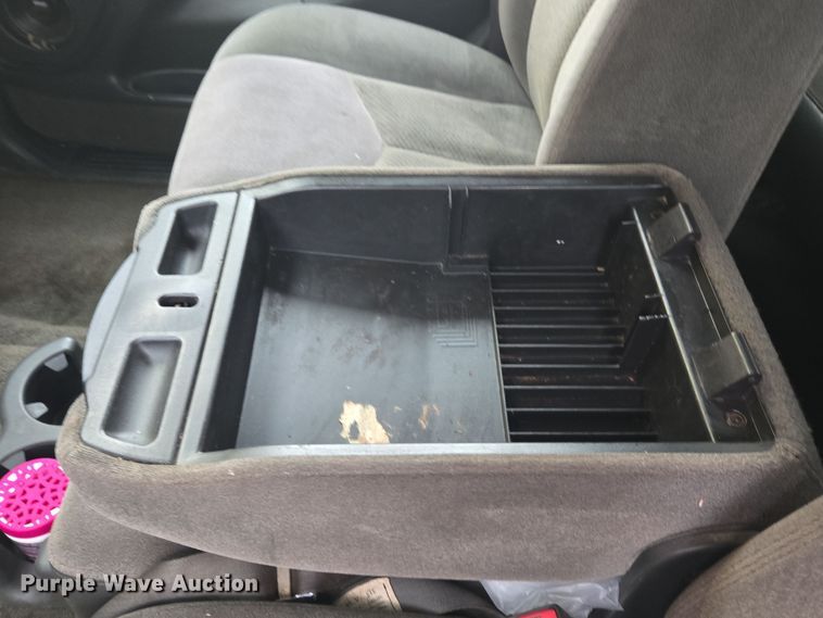 image for item EI4043 2005 Chevrolet  Silverado 1500 Ext. Cab pickup truck