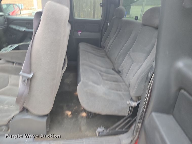 image for item EI4043 2005 Chevrolet  Silverado 1500 Ext. Cab pickup truck