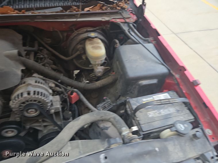 image for item EI4043 2005 Chevrolet  Silverado 1500 Ext. Cab pickup truck