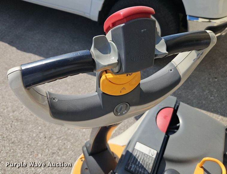 image for item EI8266 (3) Crown WP3035-45 pallet jacks