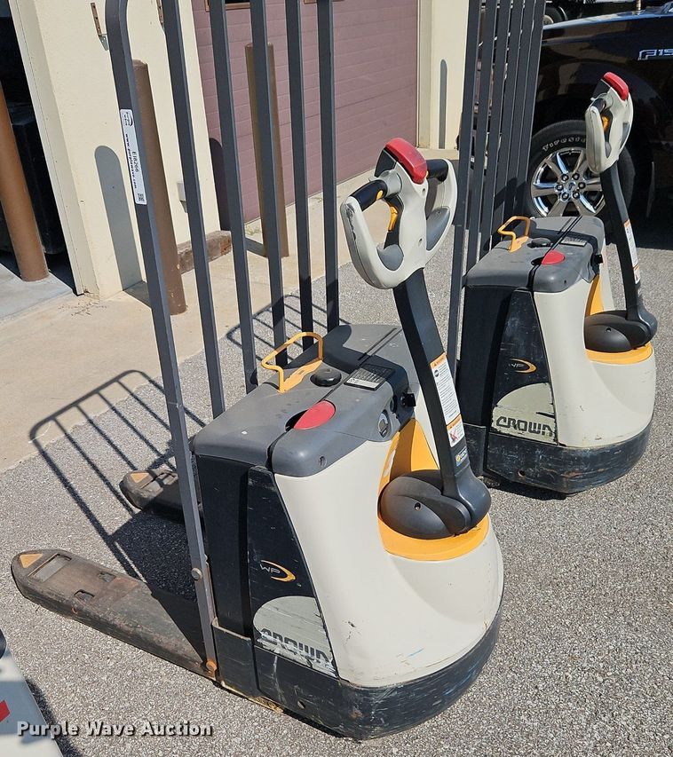 image for item EI8266 (3) Crown WP3035-45 pallet jacks