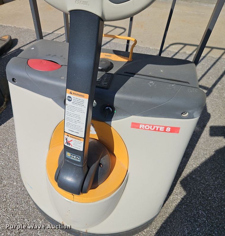 image for item EI8266 (3) Crown WP3035-45 pallet jacks