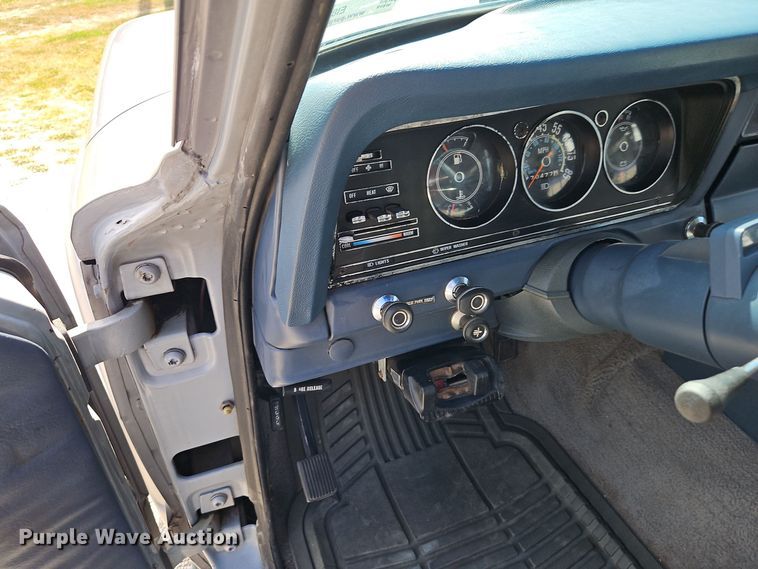 image for item EI8375 1982 Jeep Cherokee  SUV