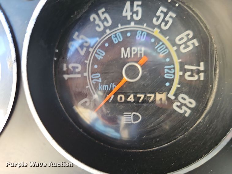 image for item EI8375 1982 Jeep Cherokee  SUV