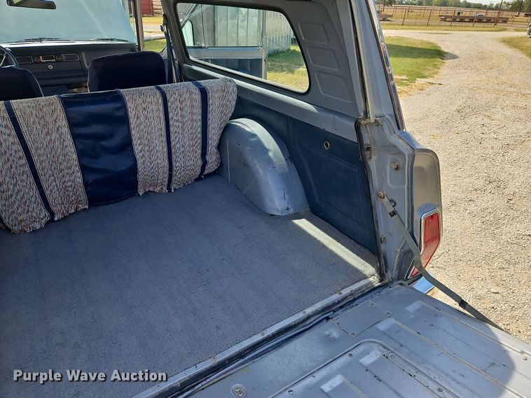 image for item EI8375 1982 Jeep Cherokee  SUV