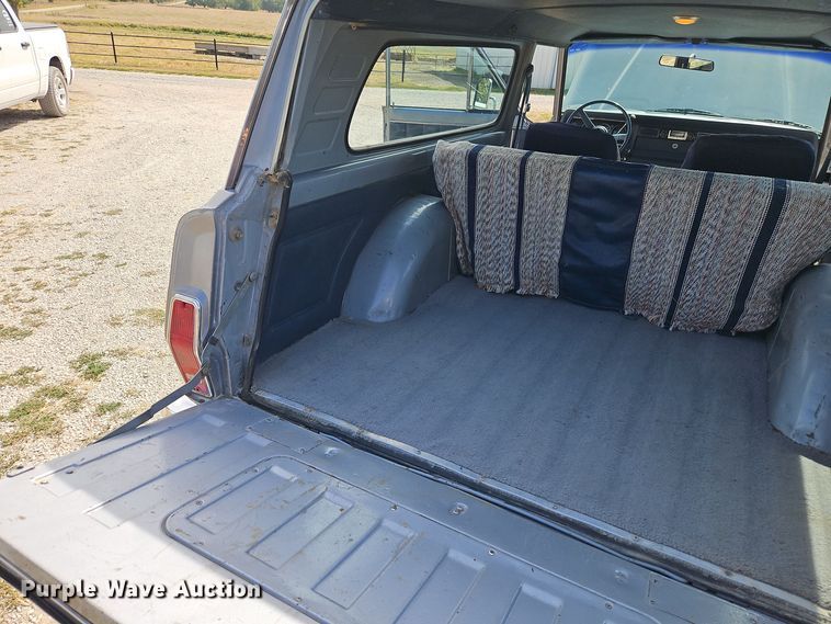 image for item EI8375 1982 Jeep Cherokee  SUV