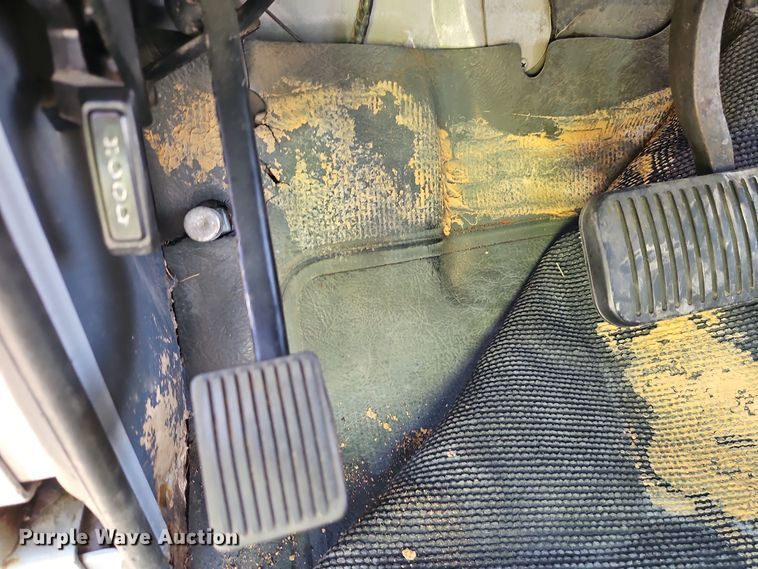 image for item EI8375 1982 Jeep Cherokee  SUV