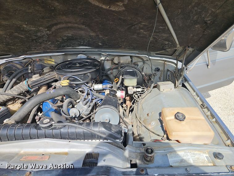 image for item EI8375 1982 Jeep Cherokee  SUV