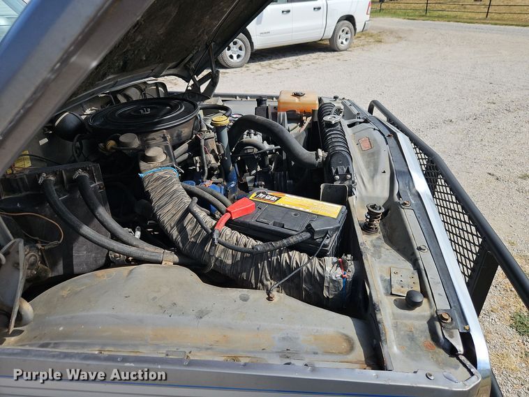 image for item EI8375 1982 Jeep Cherokee  SUV