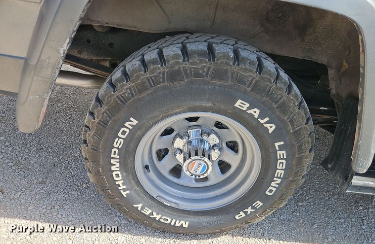 image for item EI8375 1982 Jeep Cherokee  SUV