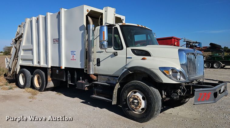 image for item EI8377 2008 International  7400 refuse truck