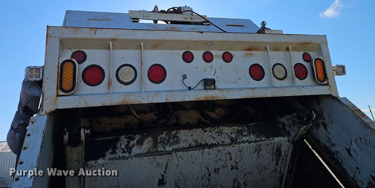 image for item EI8377 2008 International  7400 refuse truck