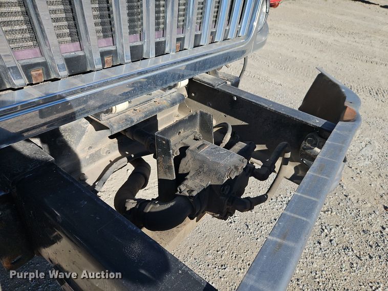 image for item EI8377 2008 International  7400 refuse truck