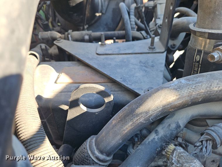 image for item EI8377 2008 International  7400 refuse truck